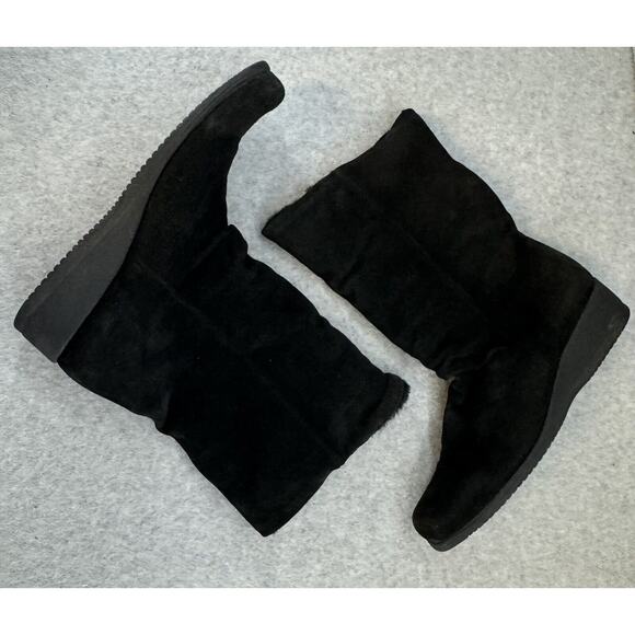 La Canadienne Waterproof Black Suede Ankle Wedge Boots 12438 Pull On - Size 7.5 - Picture 3 of 9